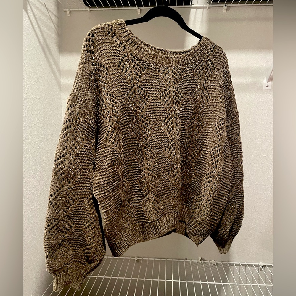 cropped army green sweater